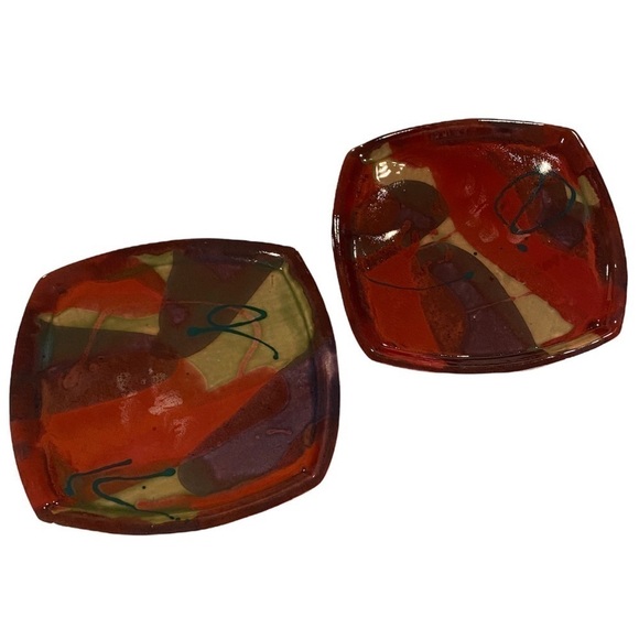 Gorgeous Stoneware Dinner/Serving Plates. Glazed on the Top.Marked on the bottom - Picture 1 of 6